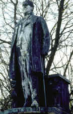 frankl~1.jpg (51551 bytes)