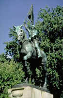 joanof~1.jpg (51111 bytes)